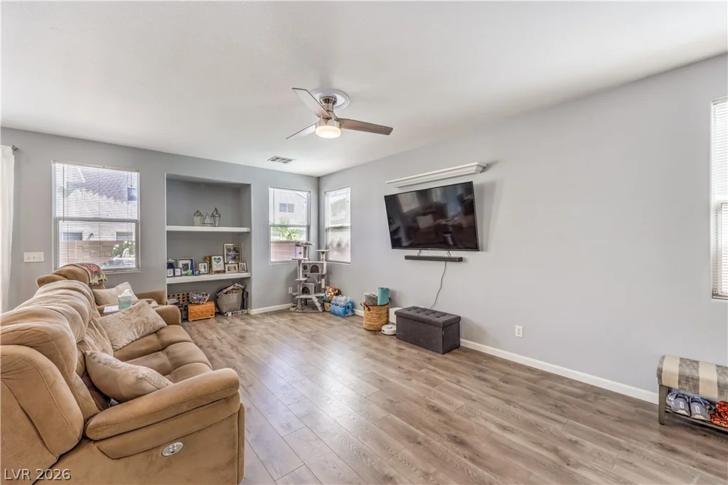 6164 Haleh, Las Vegas, NV 89141