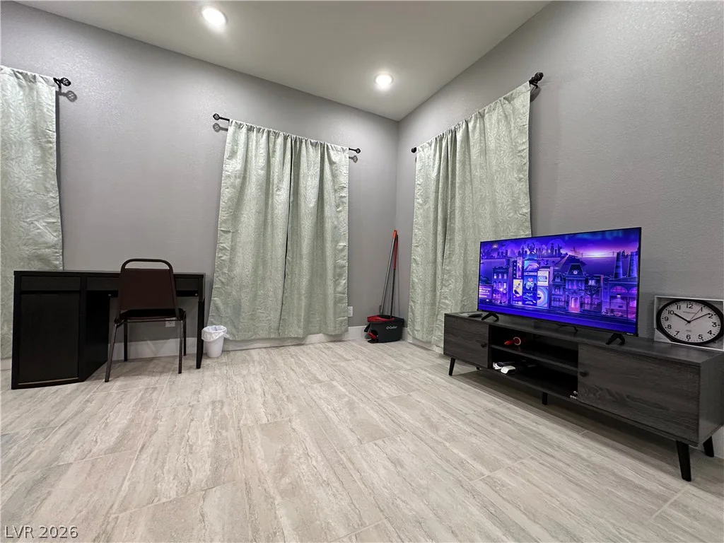3316 Avalon, Las Vegas, NV 89107