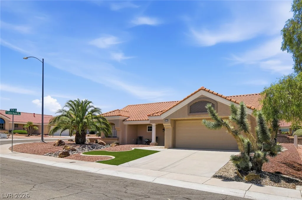 2733 McCoy, Las Vegas, NV 89134