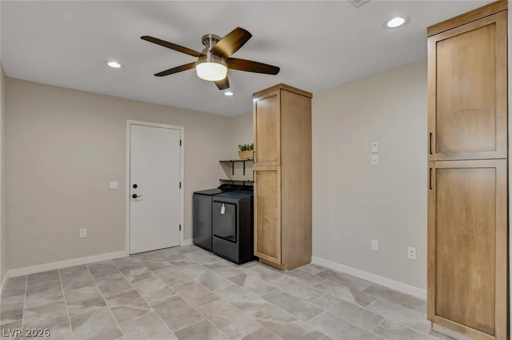 2733 McCoy, Las Vegas, NV 89134