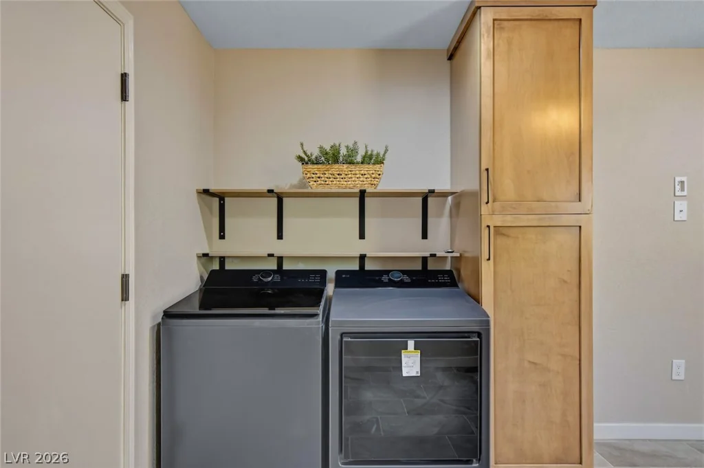 2733 McCoy, Las Vegas, NV 89134