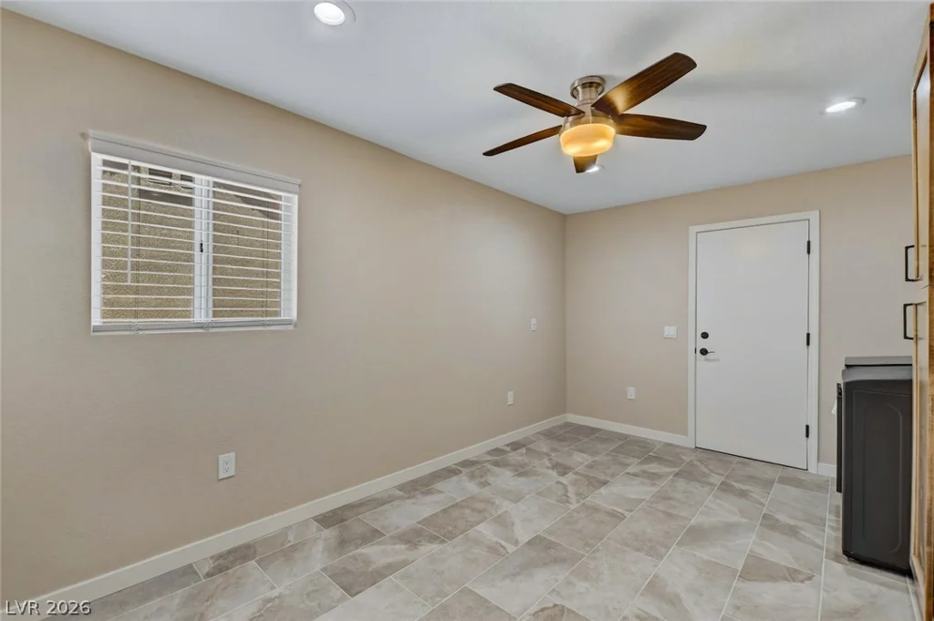 2733 McCoy, Las Vegas, NV 89134