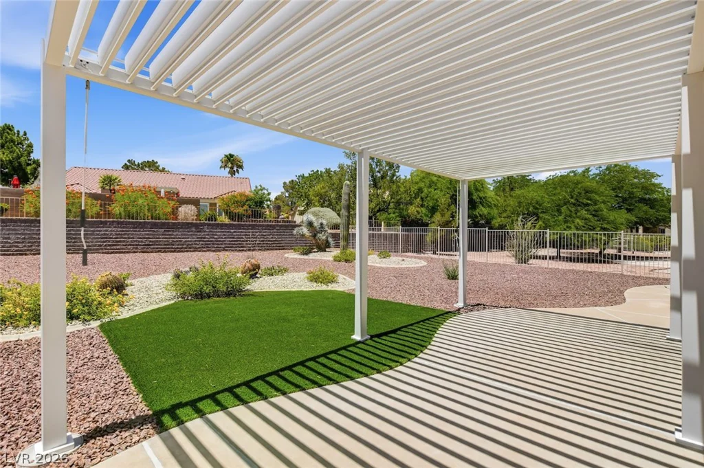 2733 McCoy, Las Vegas, NV 89134