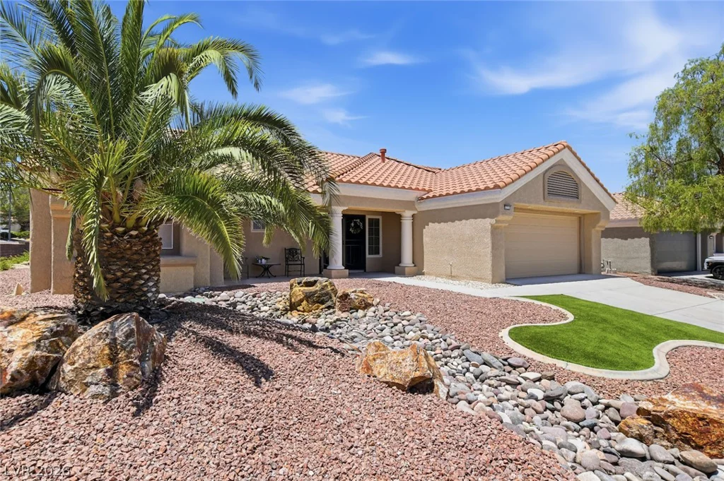 2733 McCoy, Las Vegas, NV 89134