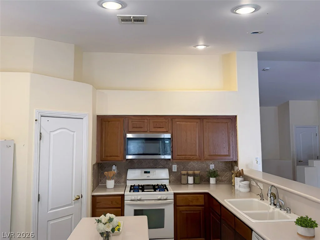 2513 Torch, North Las Vegas, NV 89081