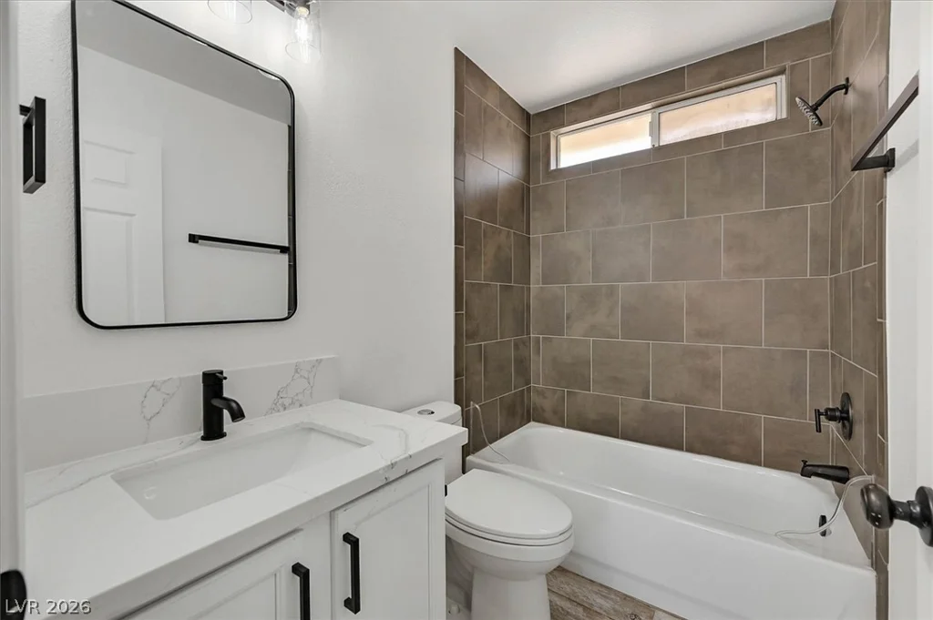 9521 Perennial View, Las Vegas, NV 89148