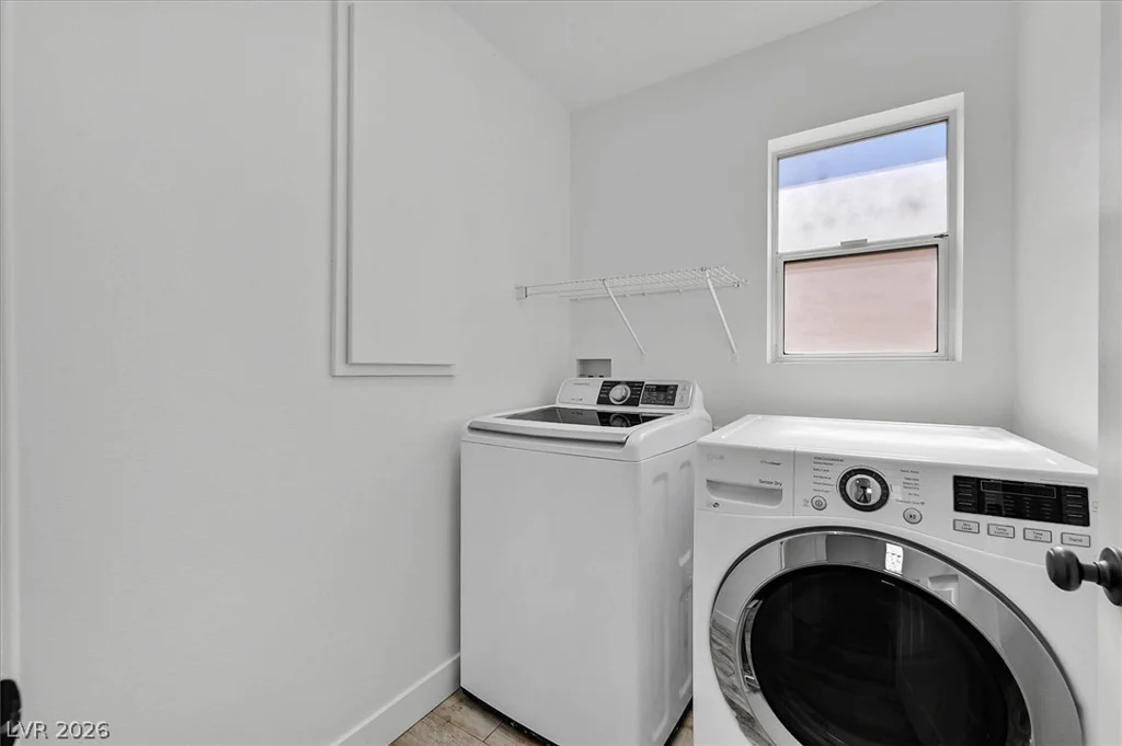 9521 Perennial View, Las Vegas, NV 89148