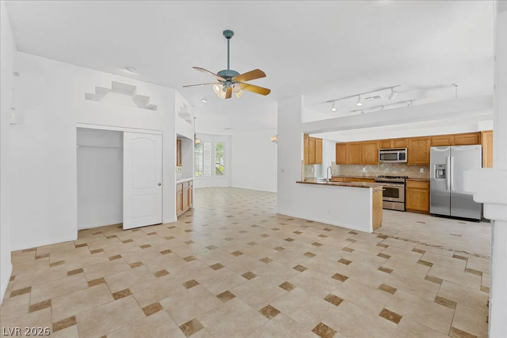1413 Sun Copper, Las Vegas, NV 89117