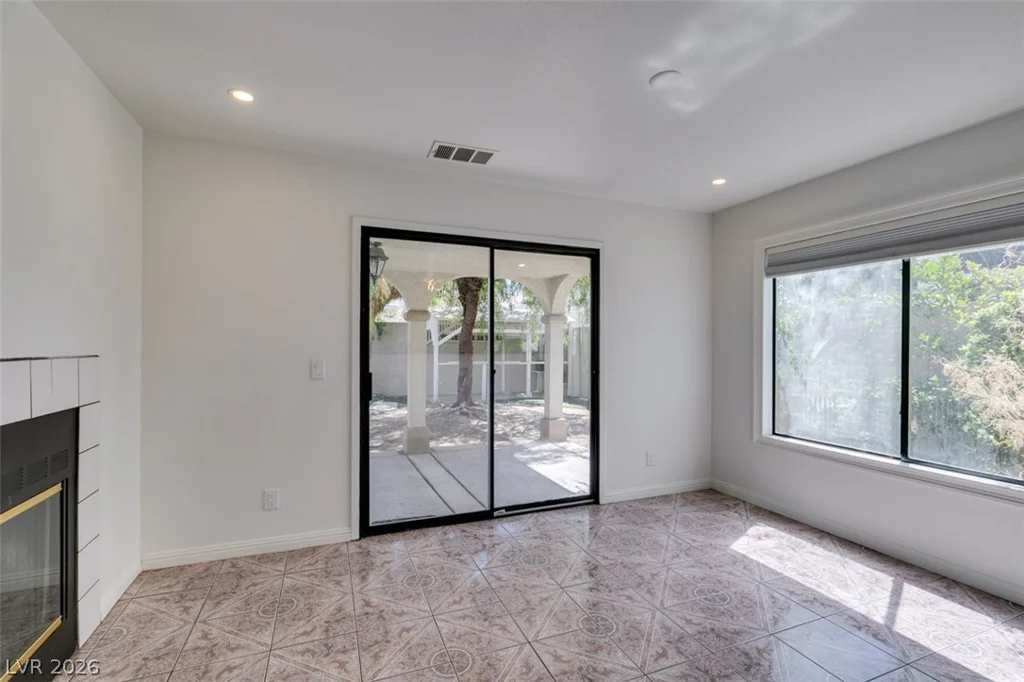 5650 Ruby Creek, Las Vegas, NV 89142