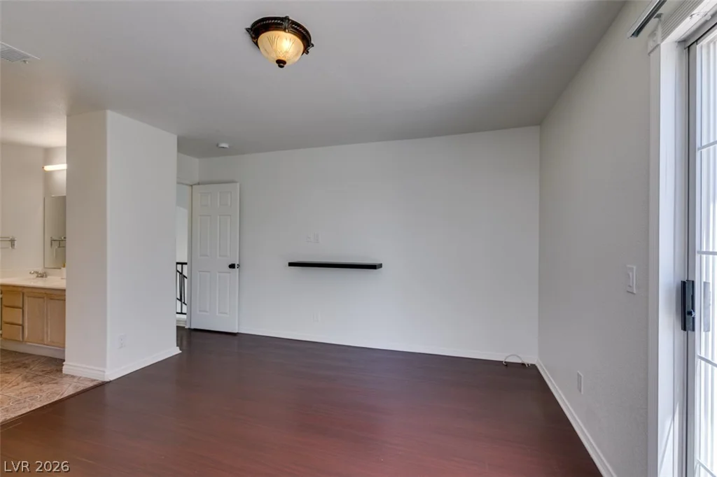 5650 Ruby Creek, Las Vegas, NV 89142