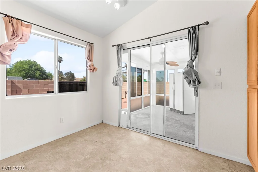 3704 Penedos, Las Vegas, NV 89147