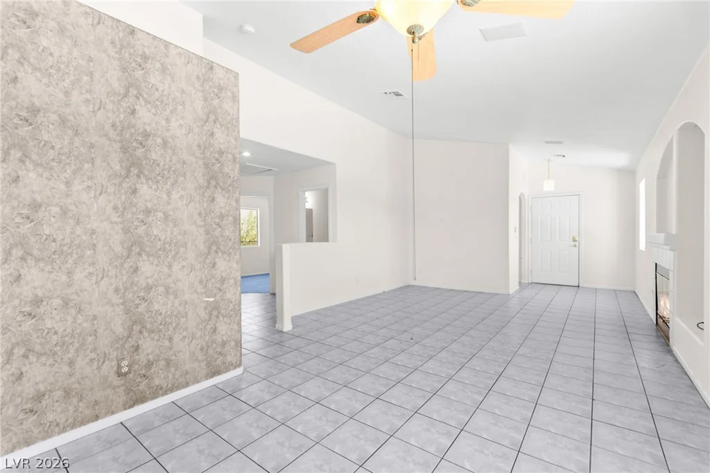 3704 Penedos, Las Vegas, NV 89147