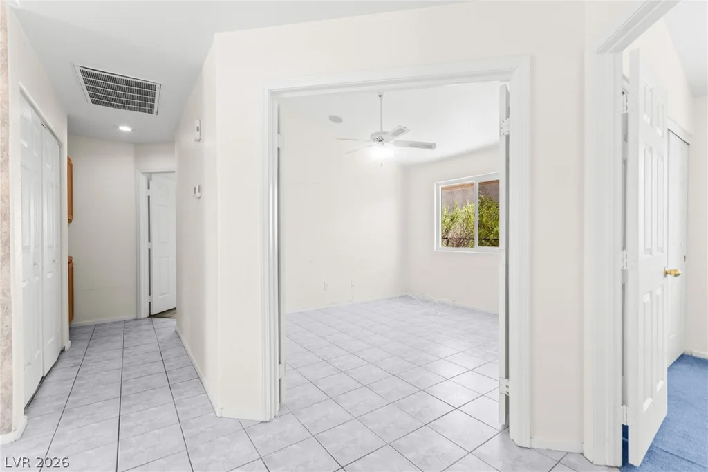 3704 Penedos, Las Vegas, NV 89147