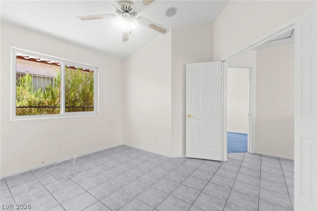 3704 Penedos, Las Vegas, NV 89147