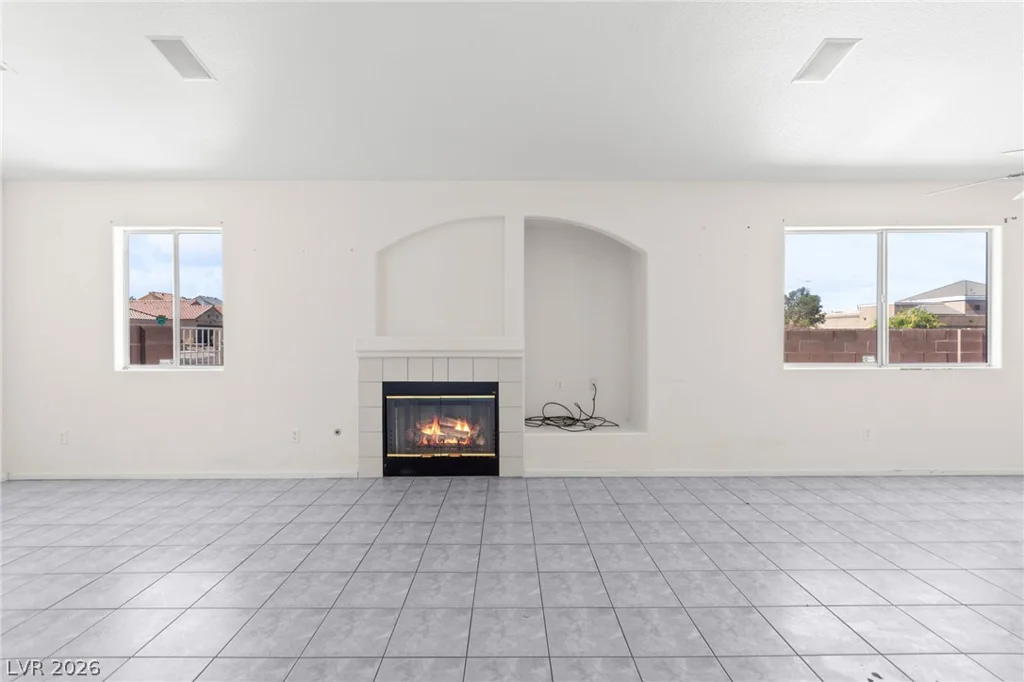 3704 Penedos, Las Vegas, NV 89147