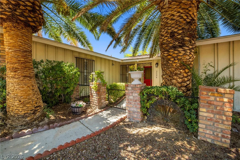 3596 Casey, Las Vegas, NV 89120