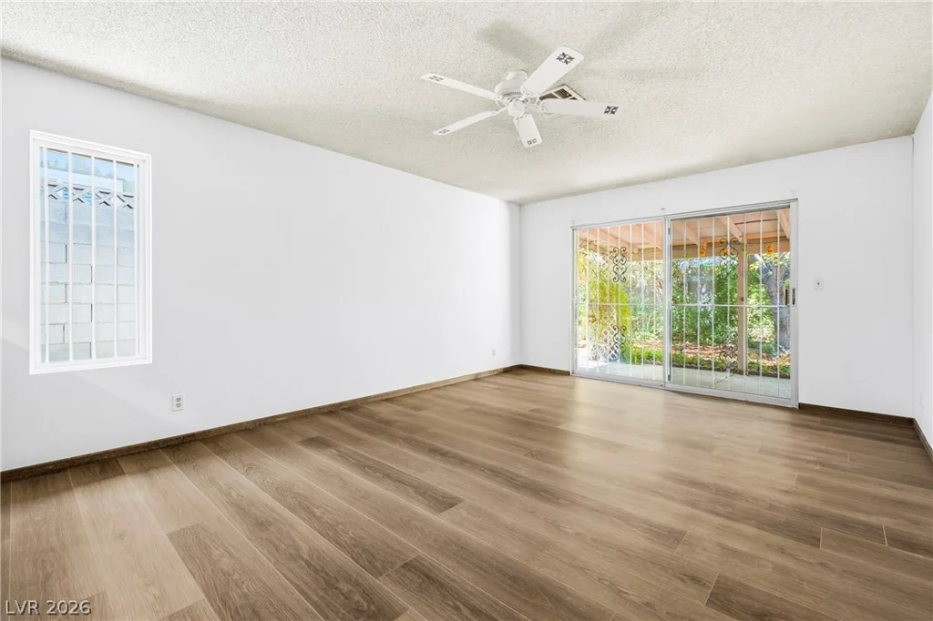 3596 Casey, Las Vegas, NV 89120