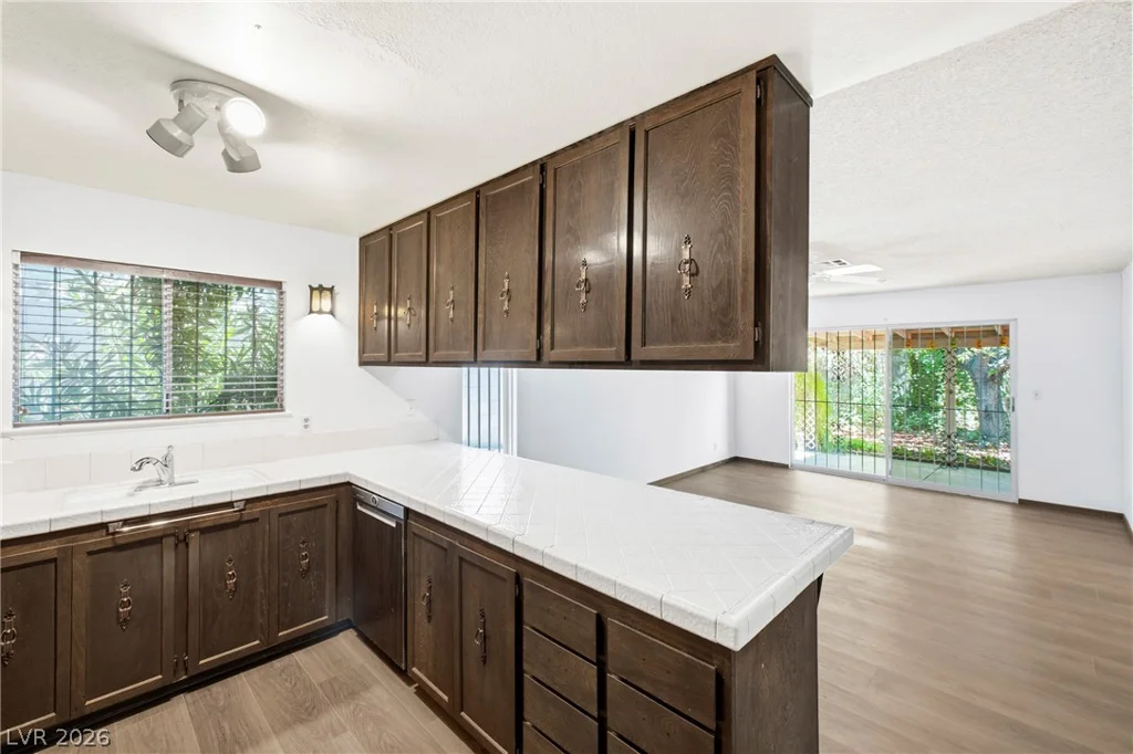 3596 Casey, Las Vegas, NV 89120