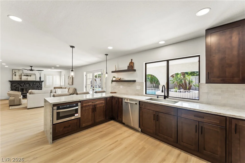 2736 Bayo, Las Vegas, NV 89102