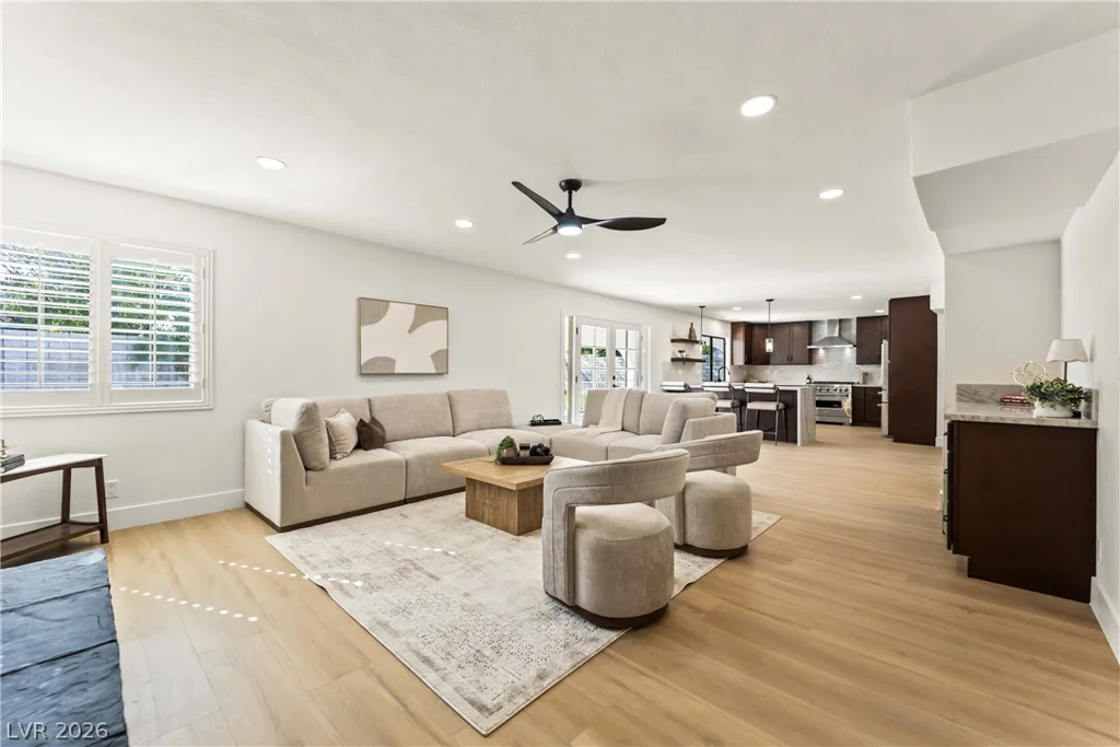 2736 Bayo, Las Vegas, NV 89102