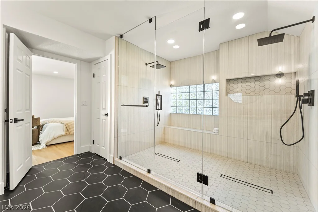 2736 Bayo, Las Vegas, NV 89102