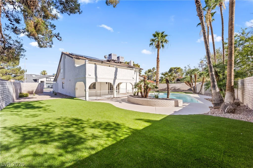 2736 Bayo, Las Vegas, NV 89102