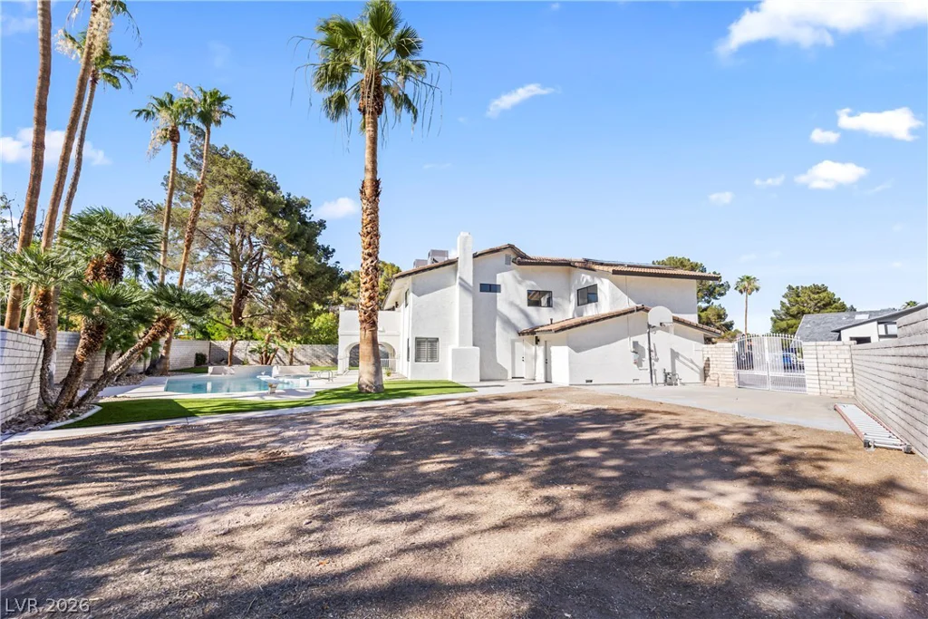 2736 Bayo, Las Vegas, NV 89102