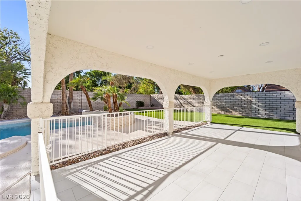2736 Bayo, Las Vegas, NV 89102