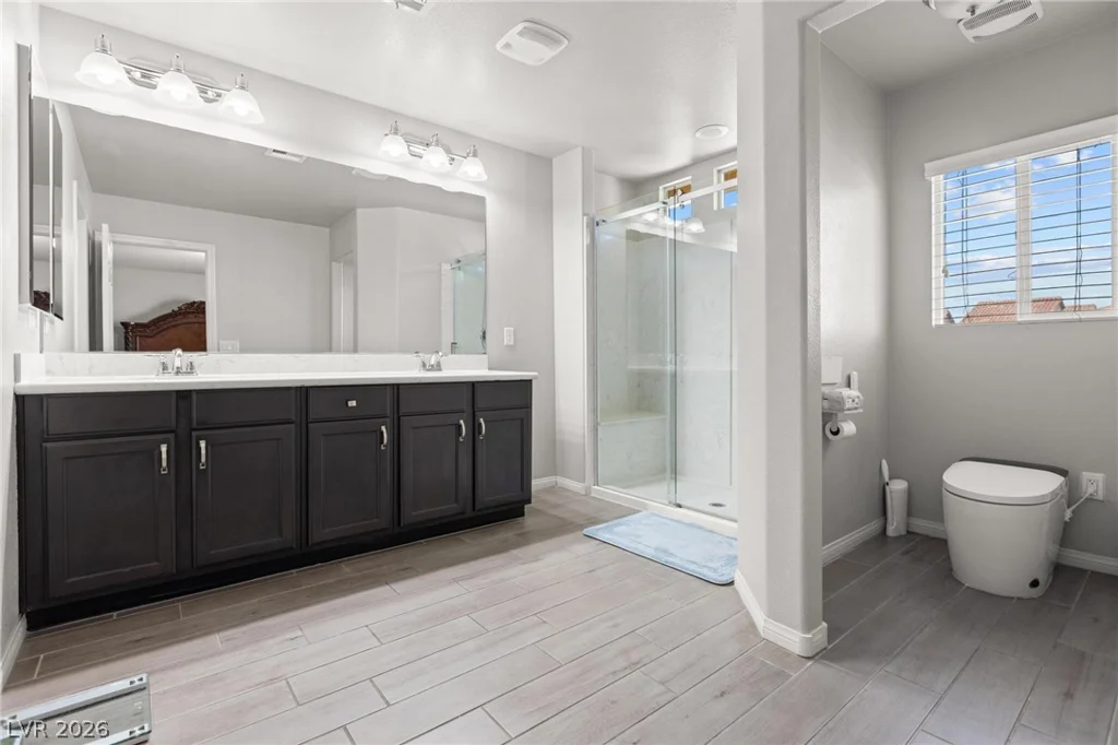 9804 Kodiak Island, Las Vegas, NV 89141
