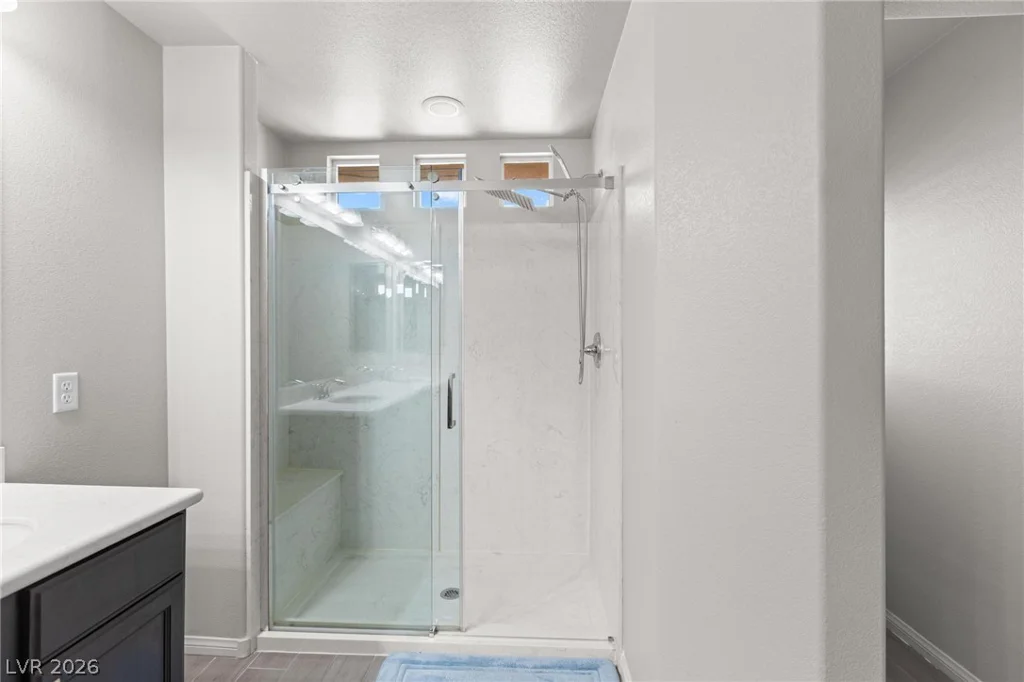 9804 Kodiak Island, Las Vegas, NV 89141