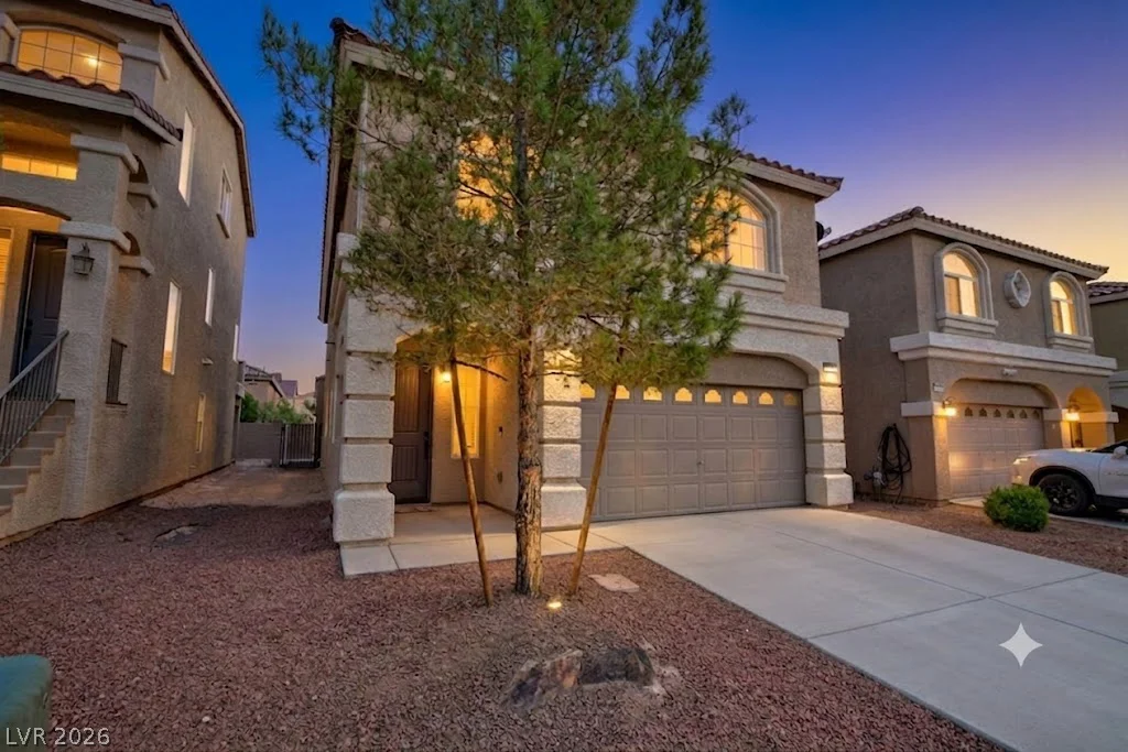 9804 Kodiak Island, Las Vegas, NV 89141
