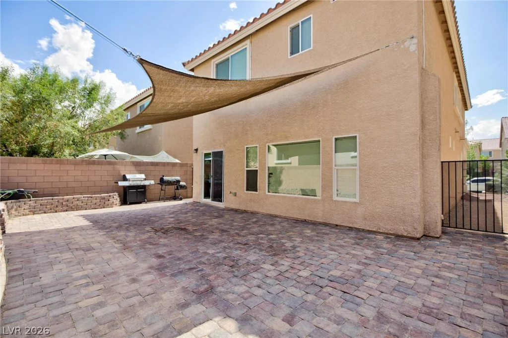 9804 Kodiak Island, Las Vegas, NV 89141