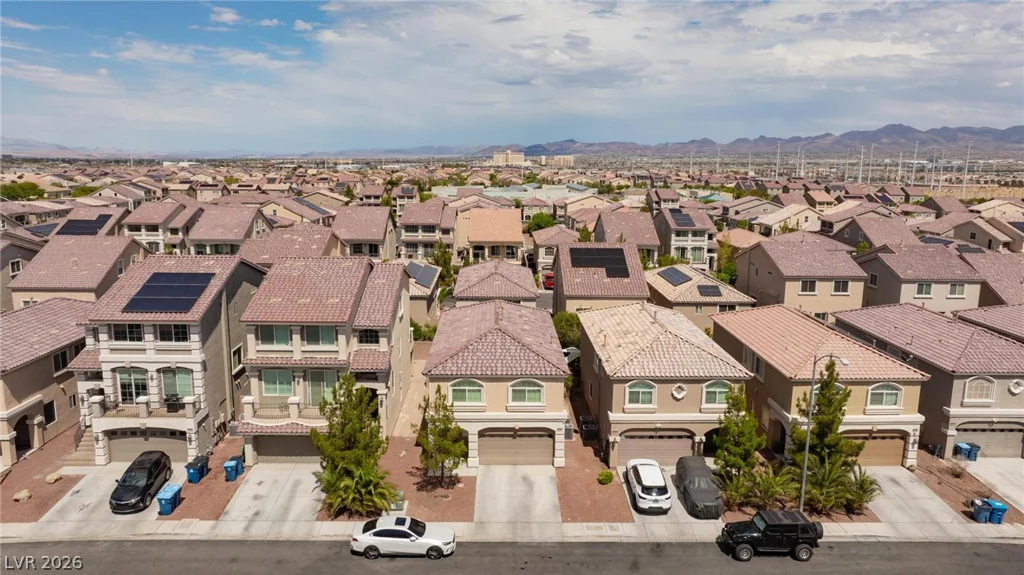 9804 Kodiak Island, Las Vegas, NV 89141
