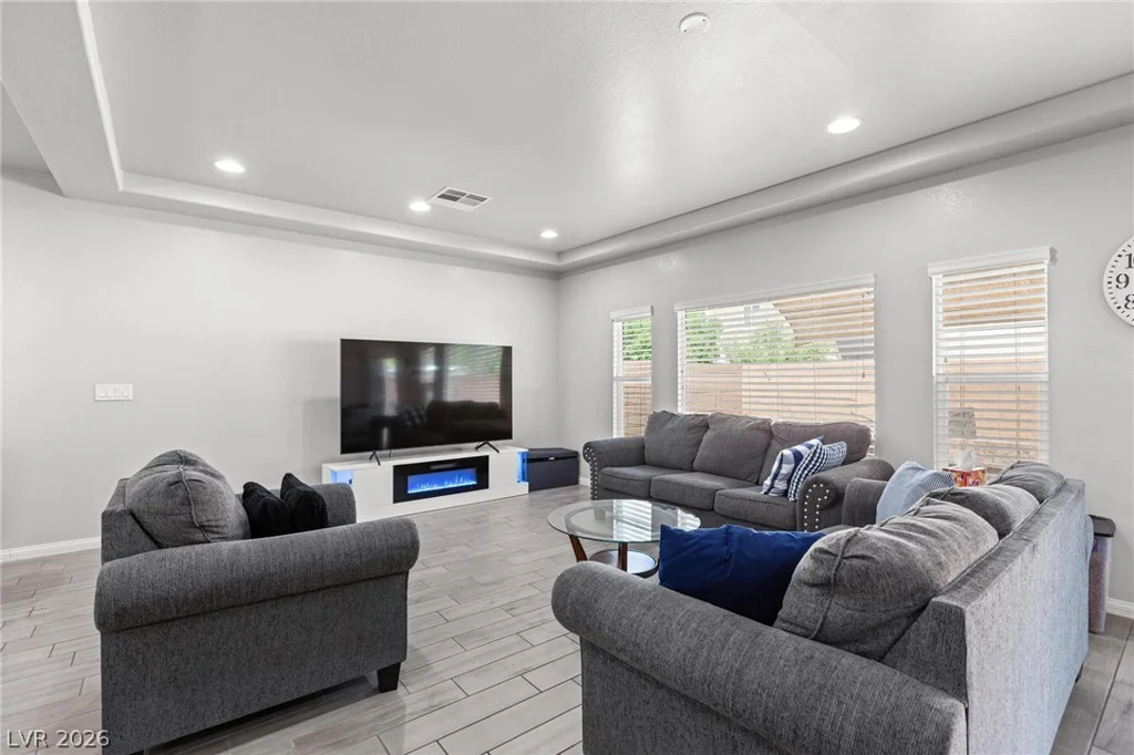 9804 Kodiak Island, Las Vegas, NV 89141