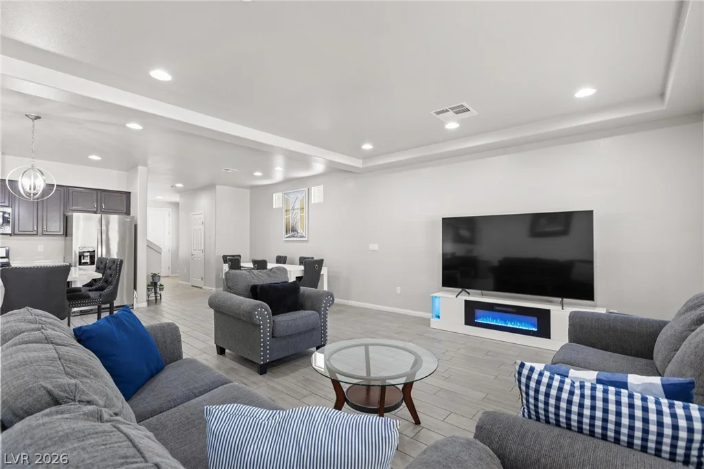 9804 Kodiak Island, Las Vegas, NV 89141