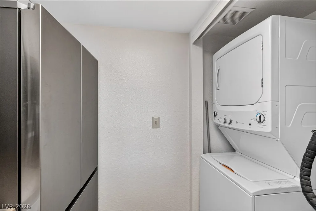 1916 Las Palmas, Laughlin, NV 89029