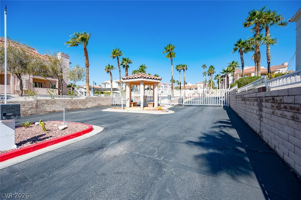 1916 Las Palmas, Laughlin, NV 89029