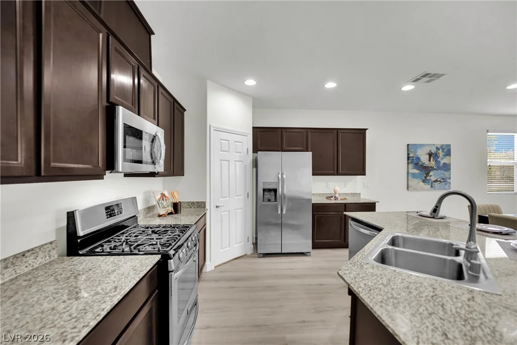 5132 Granite Basin, North Las Vegas, NV 89081