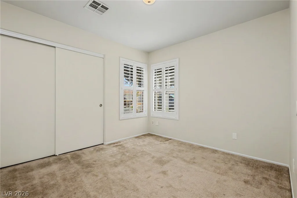 5582 Henshaw, Las Vegas, NV 89118