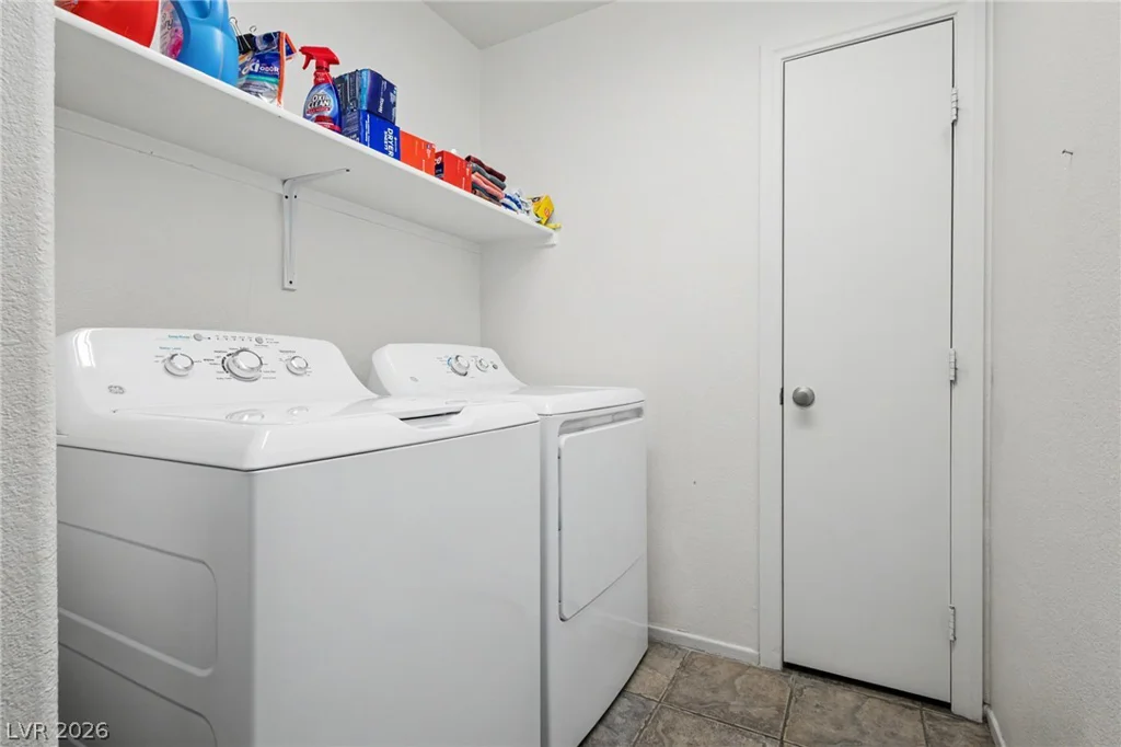 5582 Henshaw, Las Vegas, NV 89118