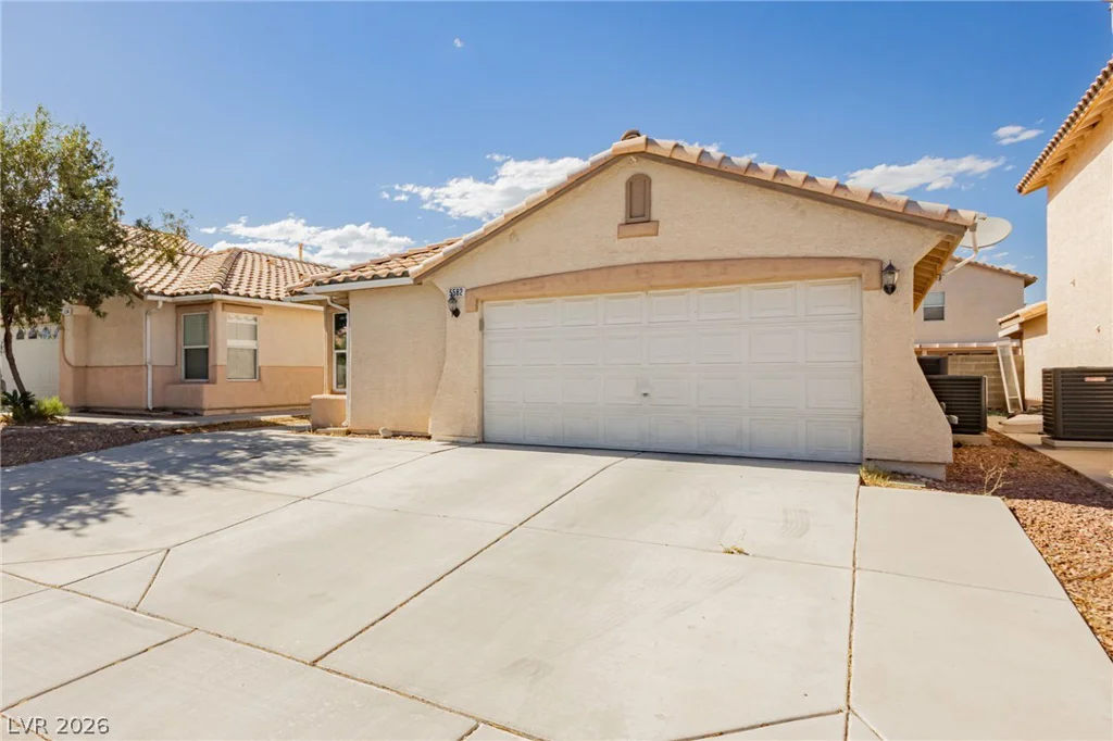 5582 Henshaw, Las Vegas, NV 89118