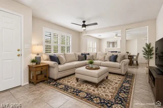 5582 Henshaw, Las Vegas, NV 89118