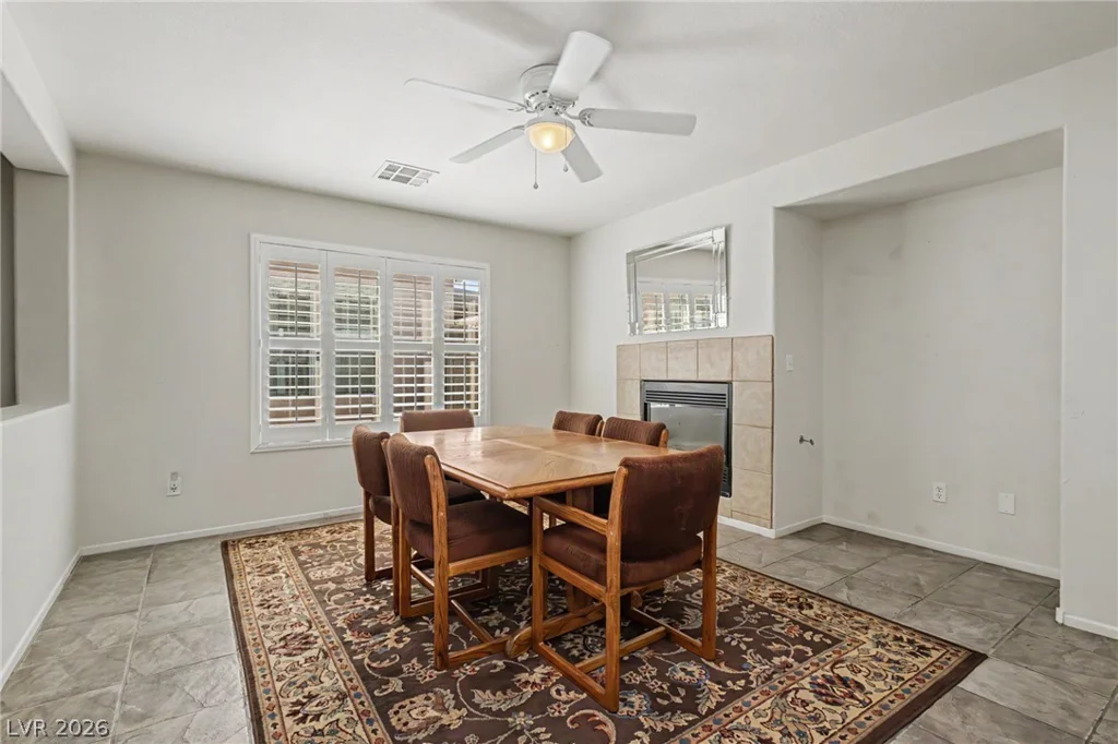 5582 Henshaw, Las Vegas, NV 89118