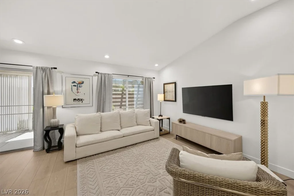 2013 Joy View, Henderson, NV 89012