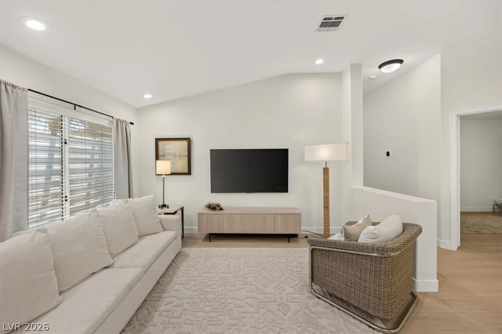 2013 Joy View, Henderson, NV 89012