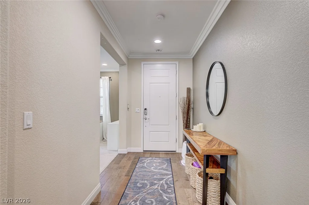 8586 Monument Lake, Las Vegas, NV 89113