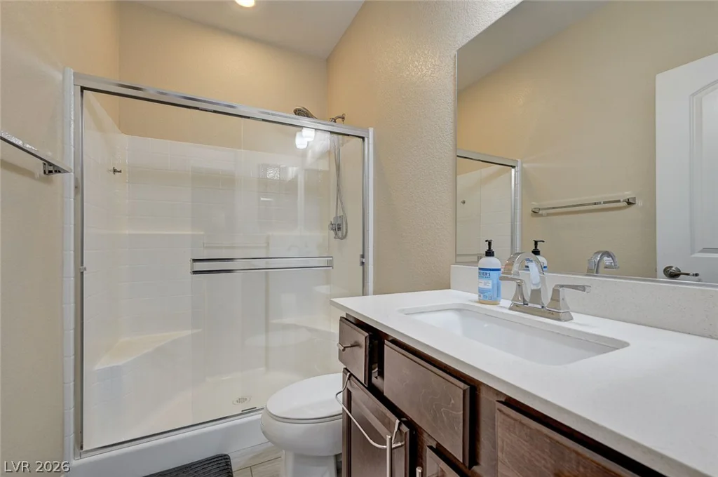 8586 Monument Lake, Las Vegas, NV 89113
