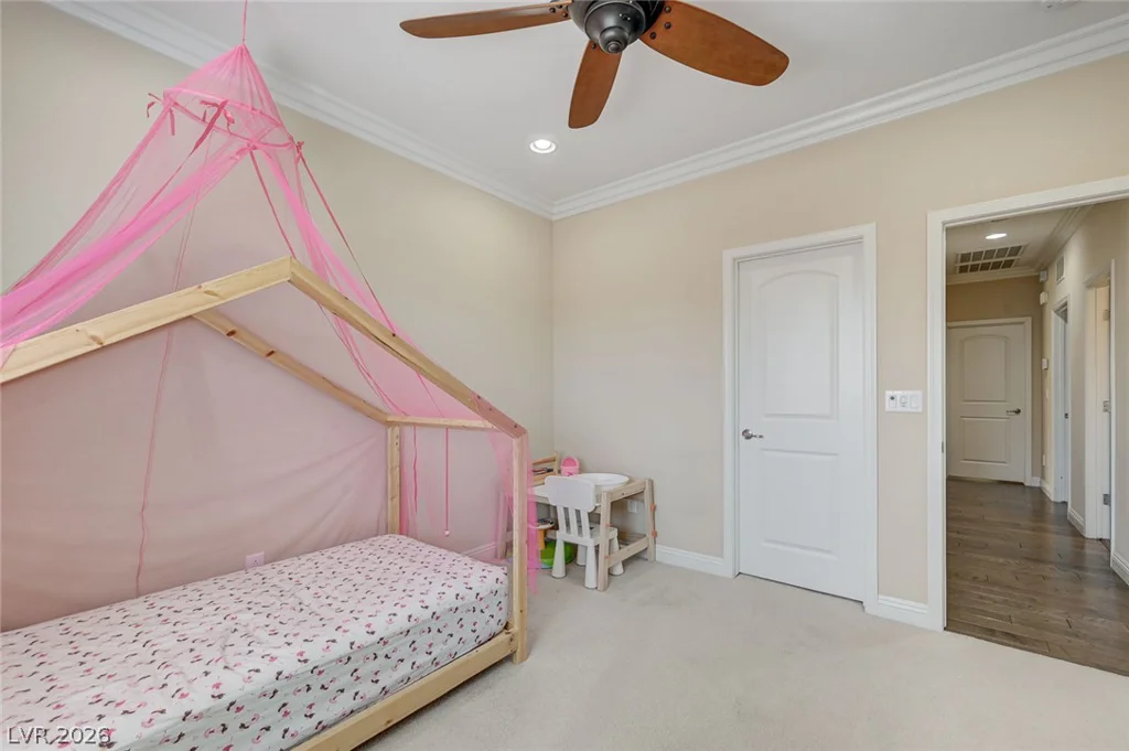8586 Monument Lake, Las Vegas, NV 89113