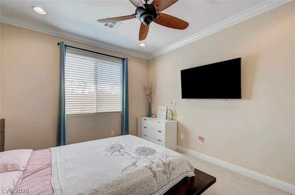 8586 Monument Lake, Las Vegas, NV 89113