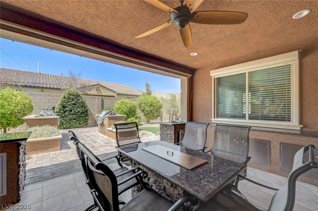 8586 Monument Lake, Las Vegas, NV 89113